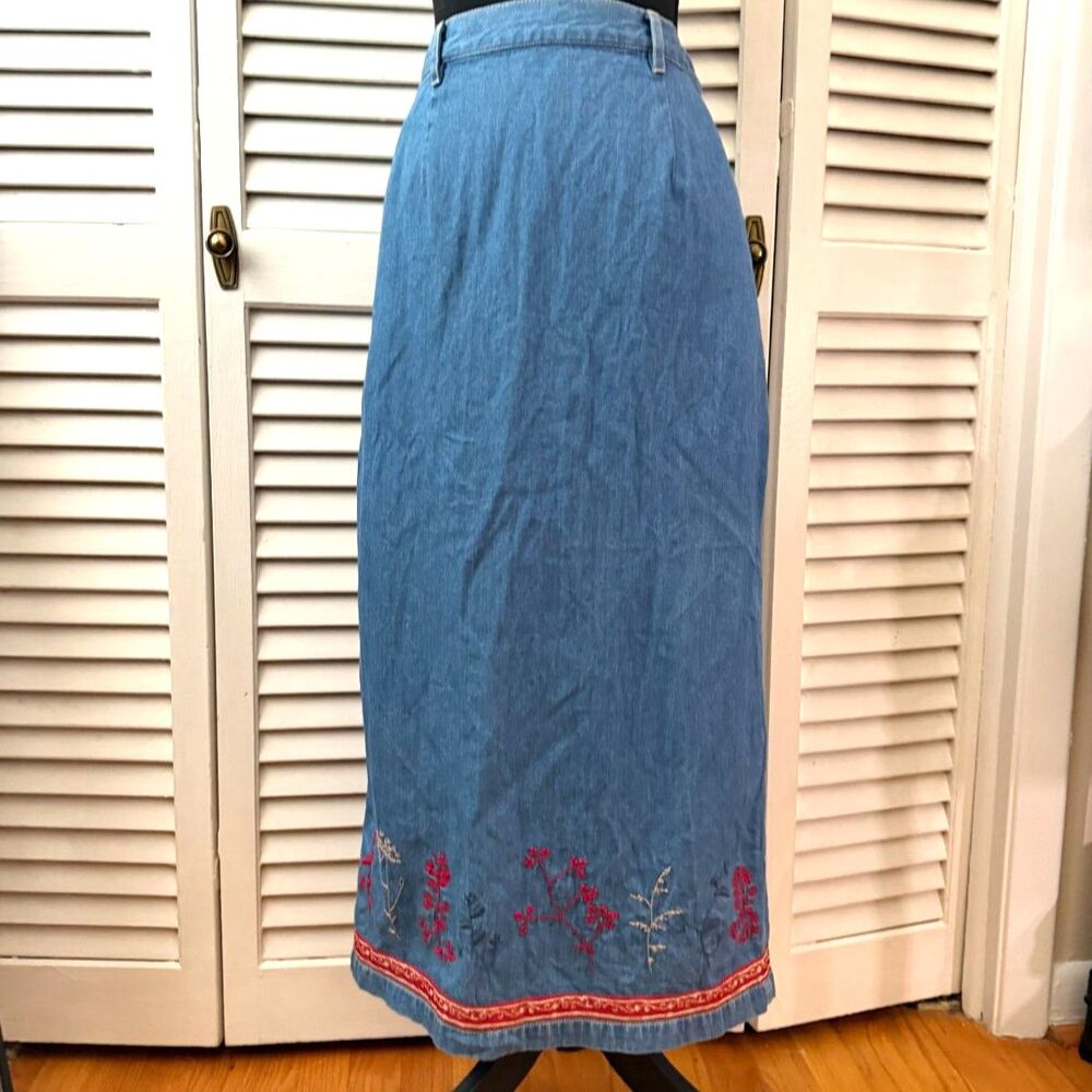 Vintage 90's Floral Embroidered Denim Maxi Skirt Cottagecore Prairie Size 10